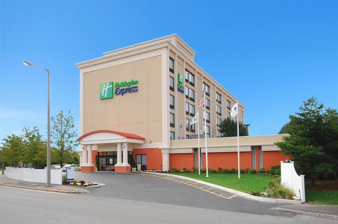 Holiday Inn Express Boston 9/63