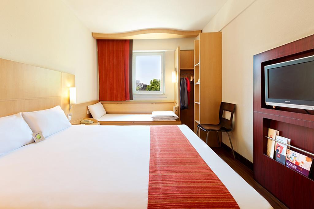 IBIS BEIJING DONGDAQIAO 19/50
