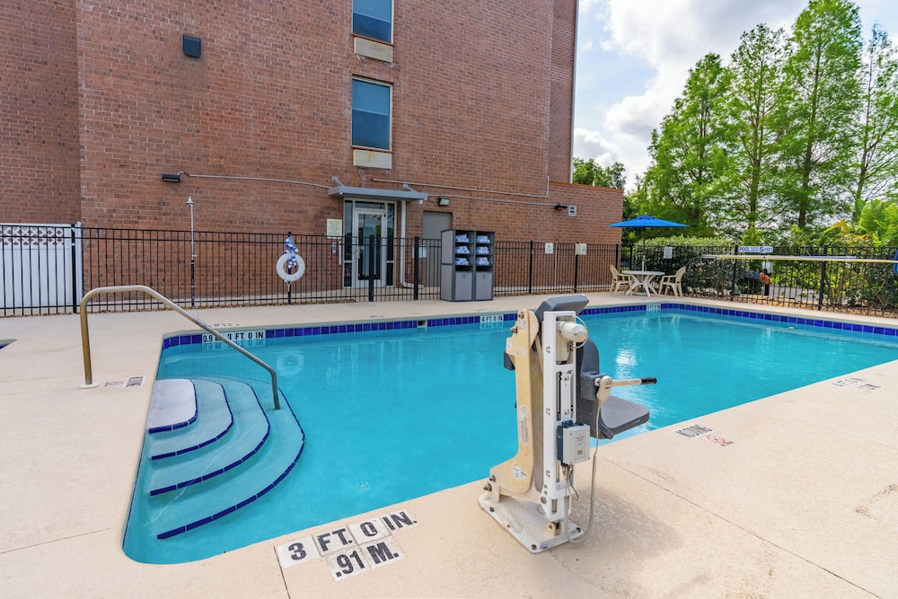 Holiday Inn Express Hotel And Suites Orange City 59/63