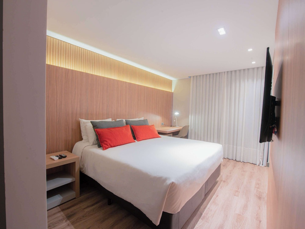 Mercure Curitiba Batel Hotel 15/47