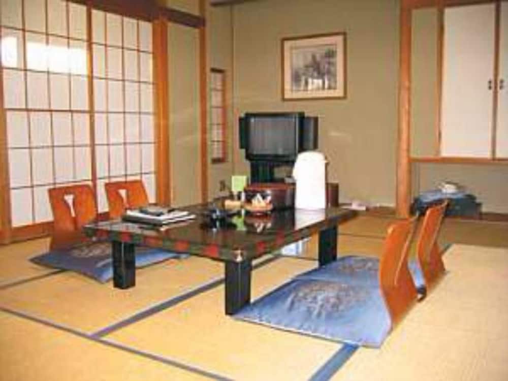 Yugawara Onsen Ryokan Greenso 23/28