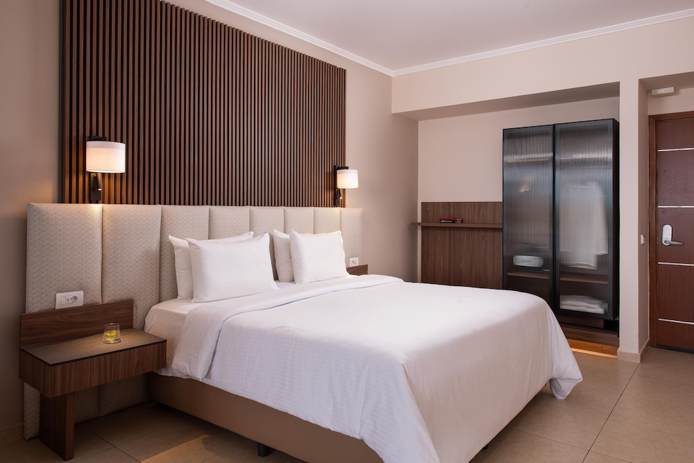 Junior Suite, Twin Beds, Sofa, Private Pool, Kresten Royal Euphoria Resort 4/8