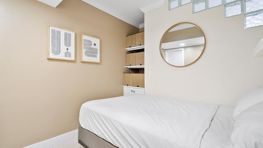 The Tides Ocean Luxury Suites 19/50