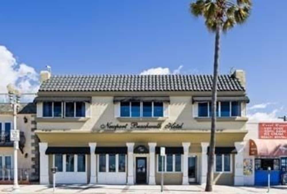 Newport Beach Hotel, A Four Sisters Inn 4/58