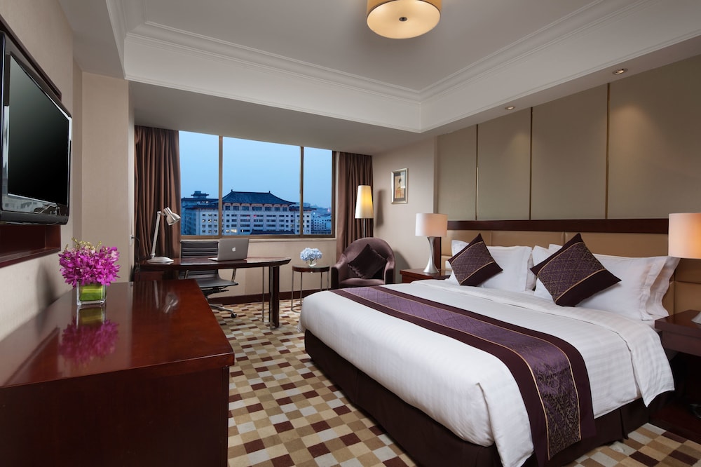 West Capital International Hotel 18/50