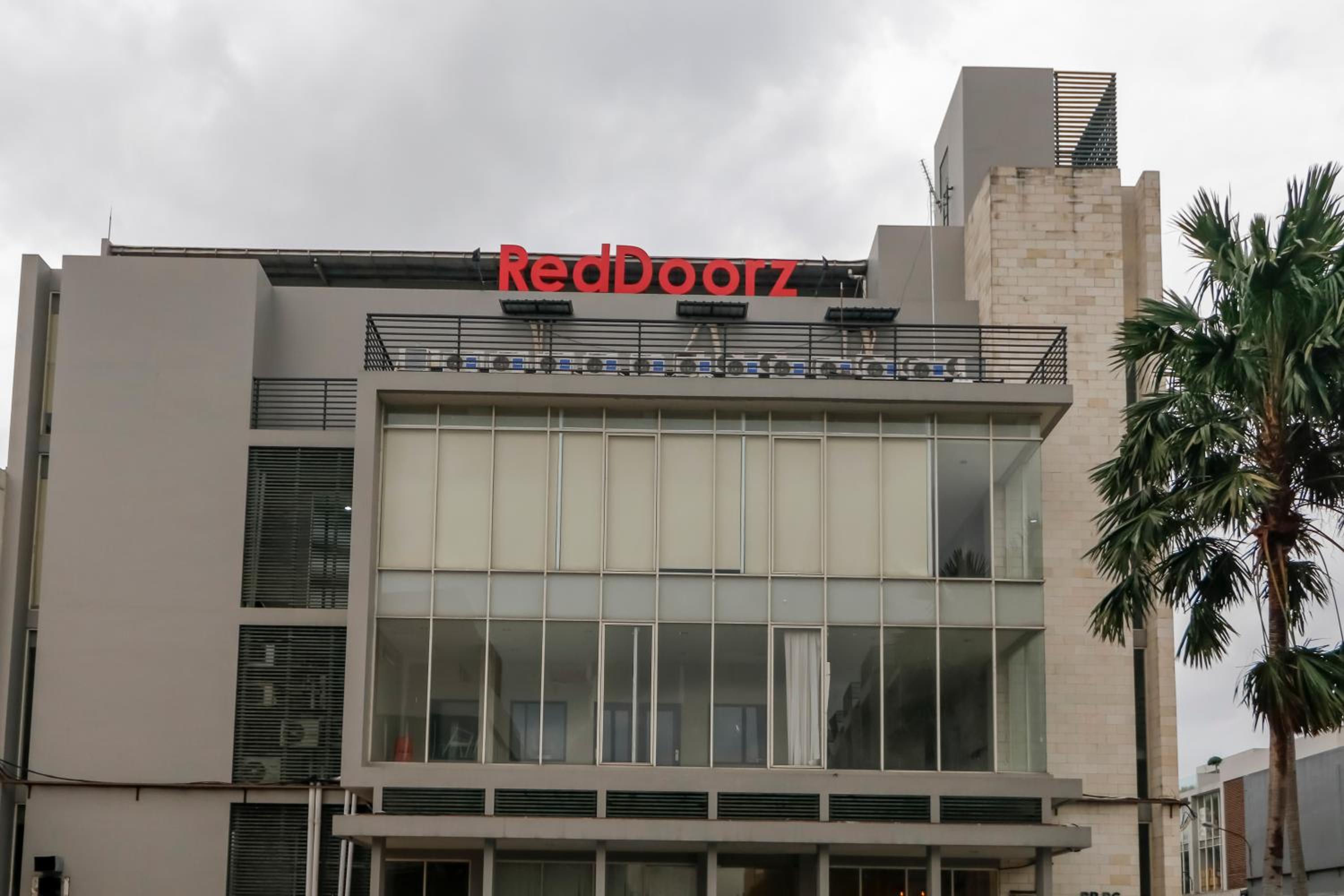 Reddoorz Plus Kapuk Business Park 1/33