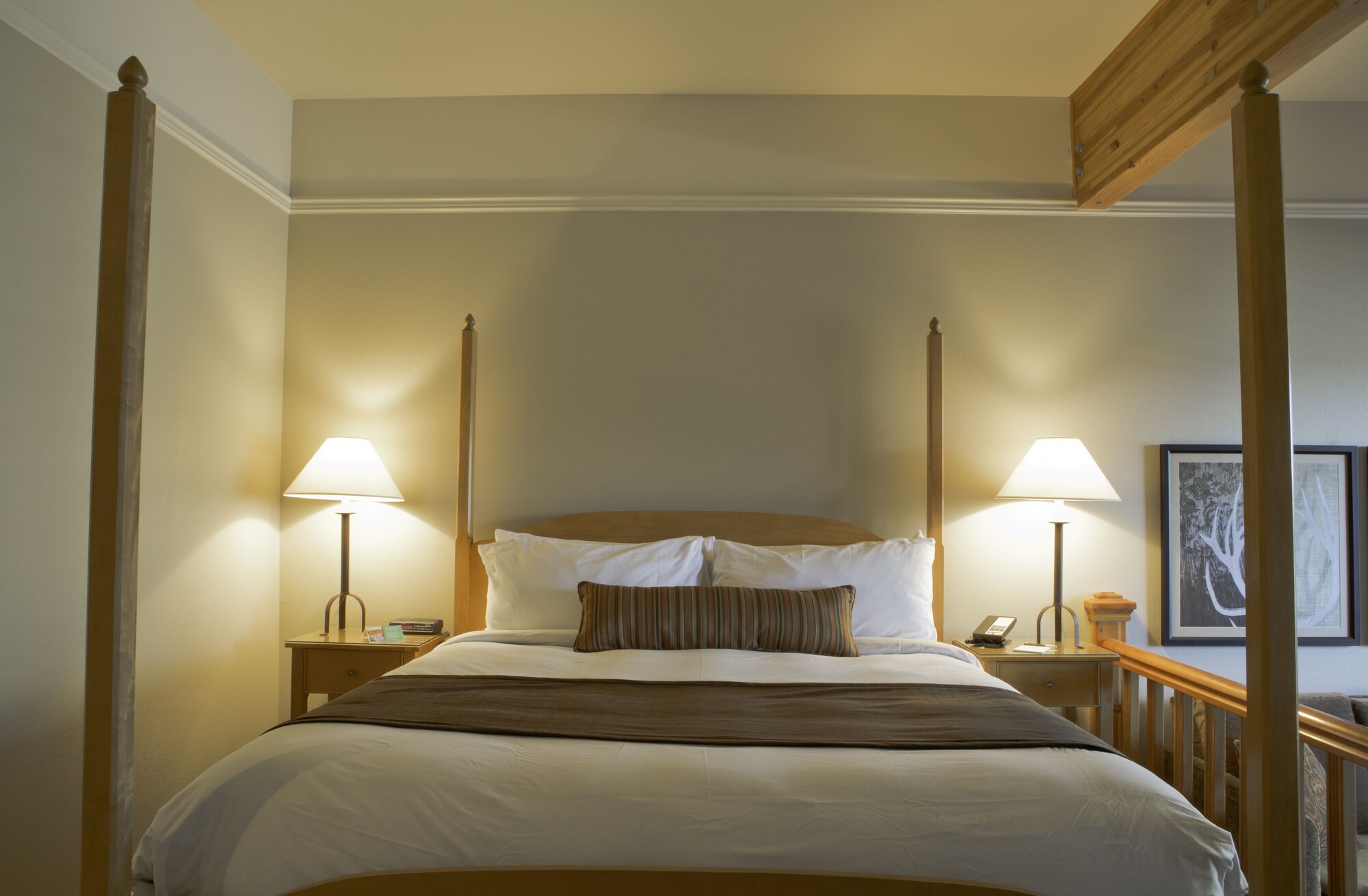 SUITE, KING BED, RIVER VIEW, GROUND FLOOR