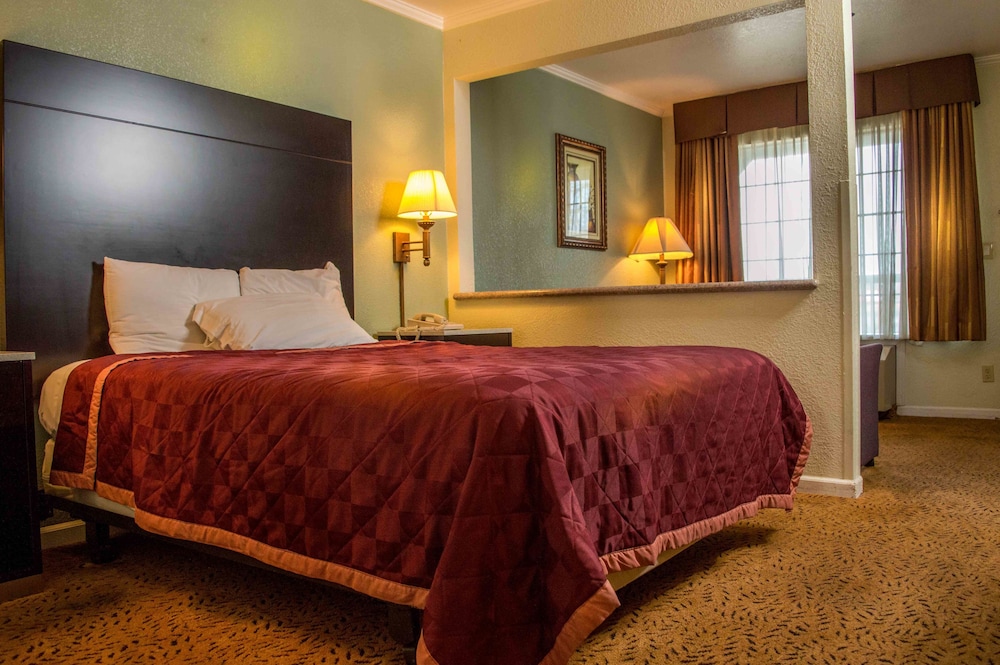 Executive Inn And Suites Sacramento 13/43