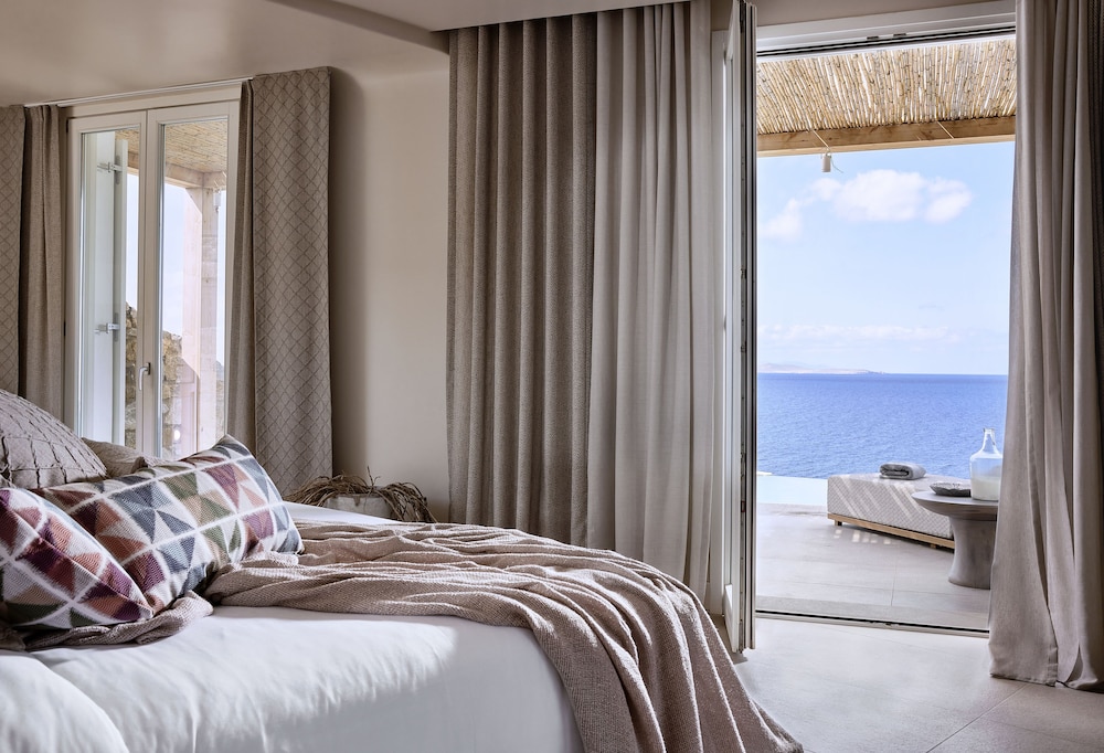 Infinity, Superior, Suite, King Bed, Sea View, Private Pool