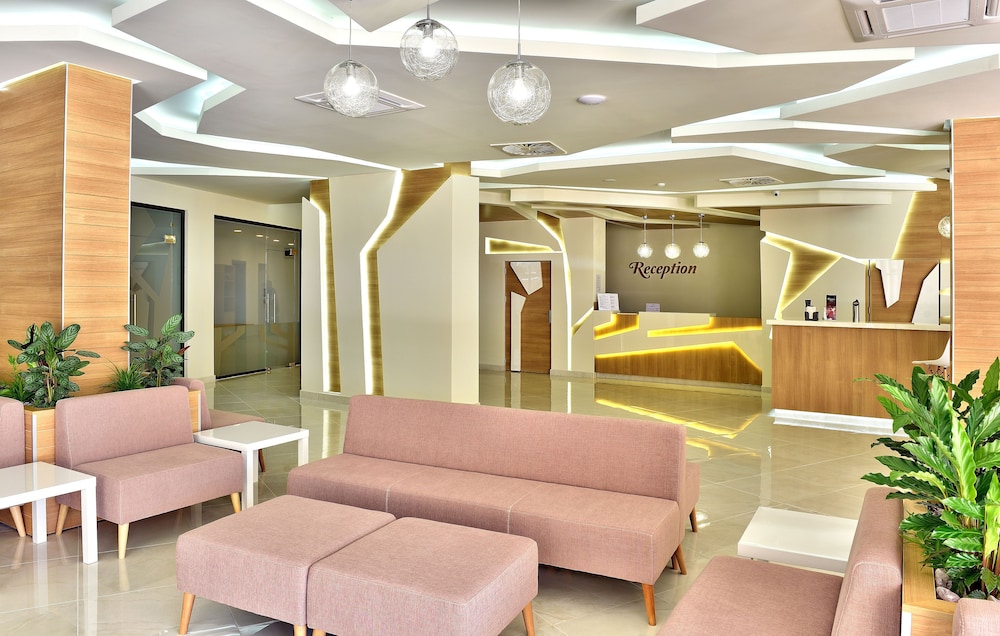 Grifid Hotel Foresta 16/40