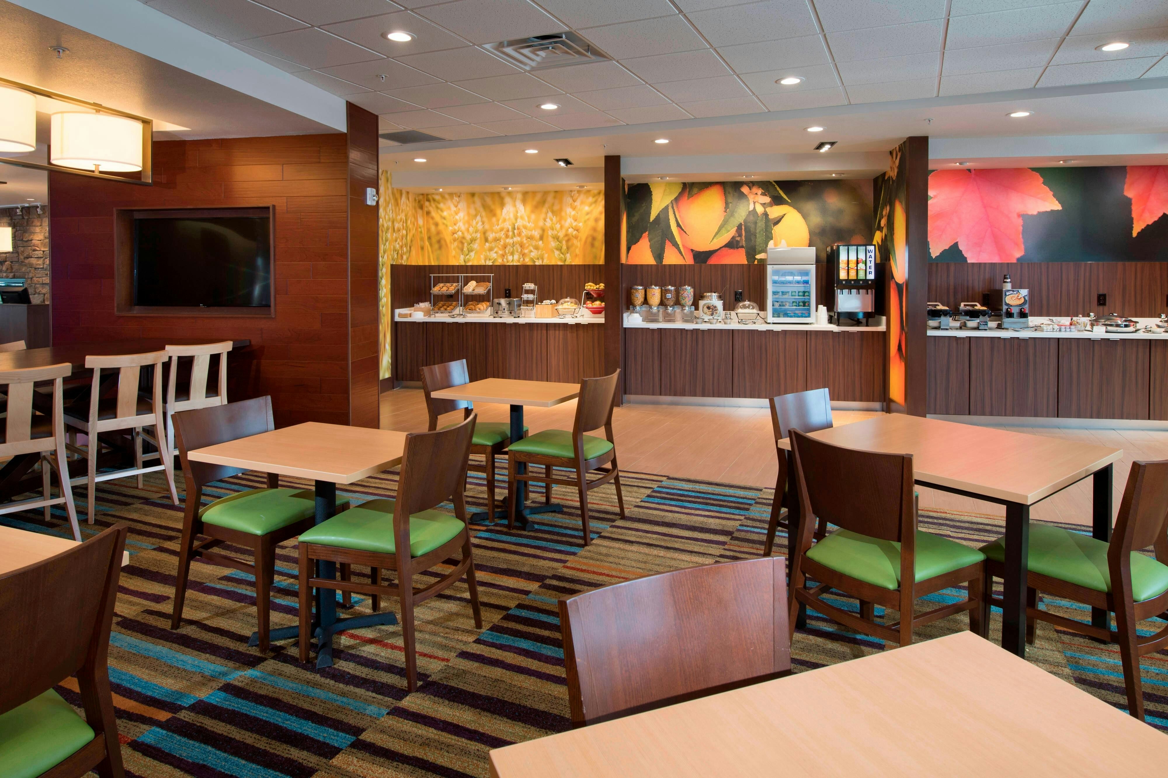 Fairfield Inn Suites Scottsbluff 12/18