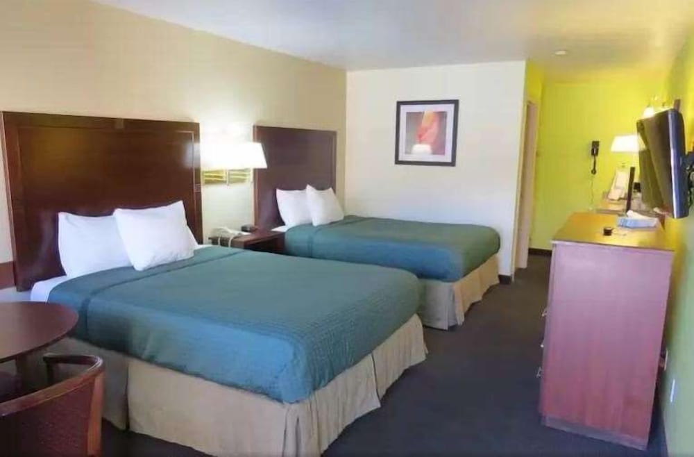 Americas Best Inns-St. George 24/38