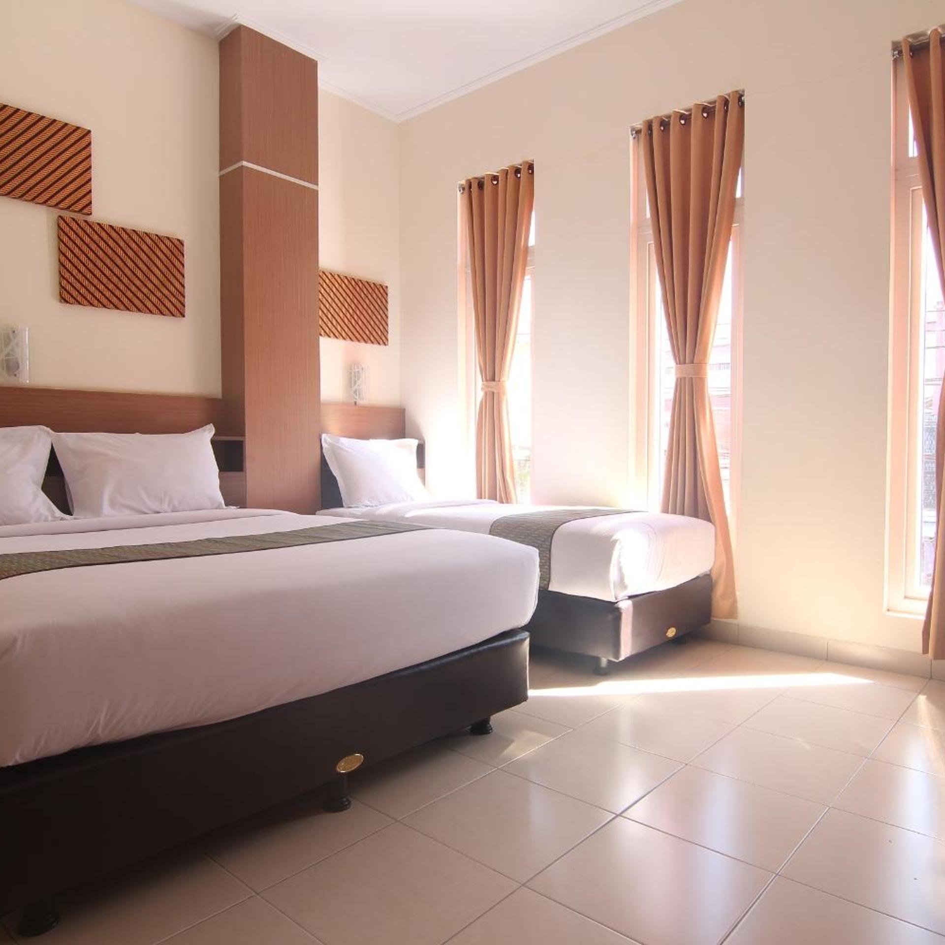 Hotel Pules 5/25