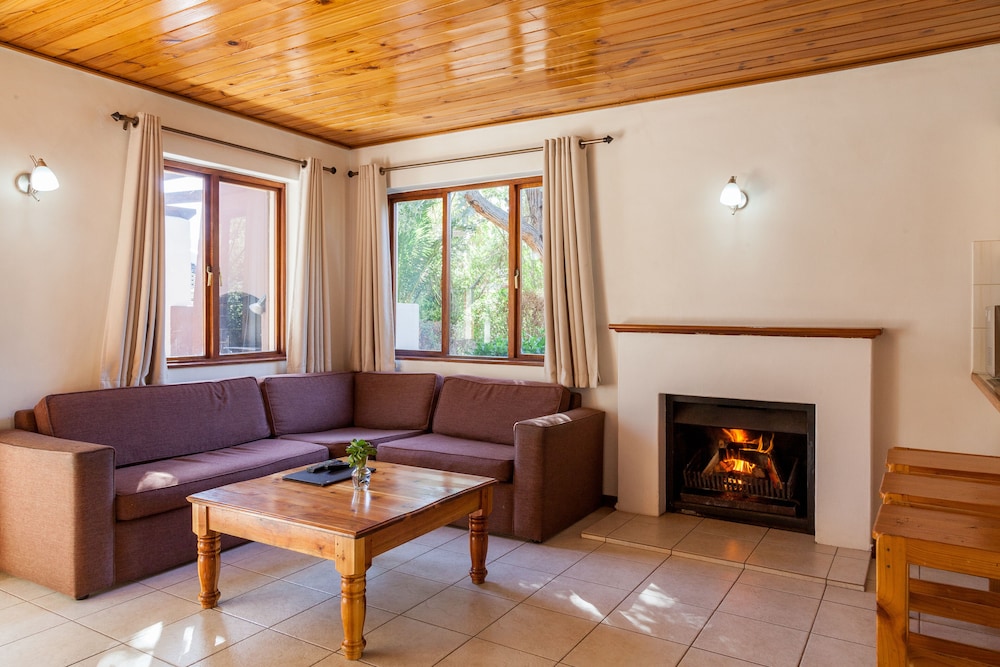 Montagu Springs Resort 25/50