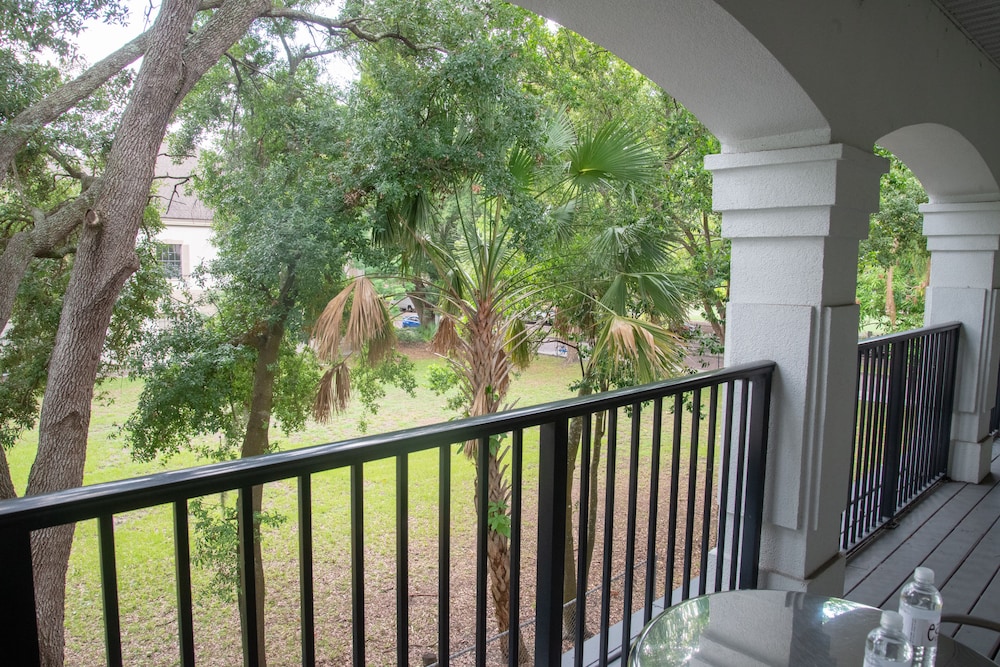 The Eo Inn And Spa 6/25