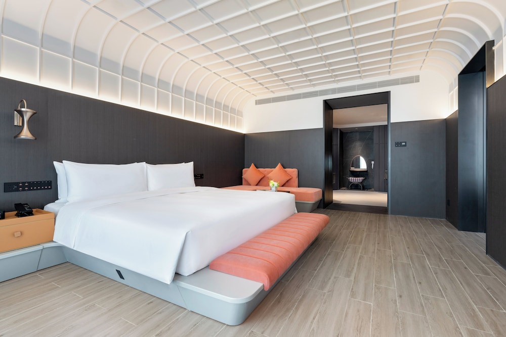 Standard, King Bed, Ocean Front