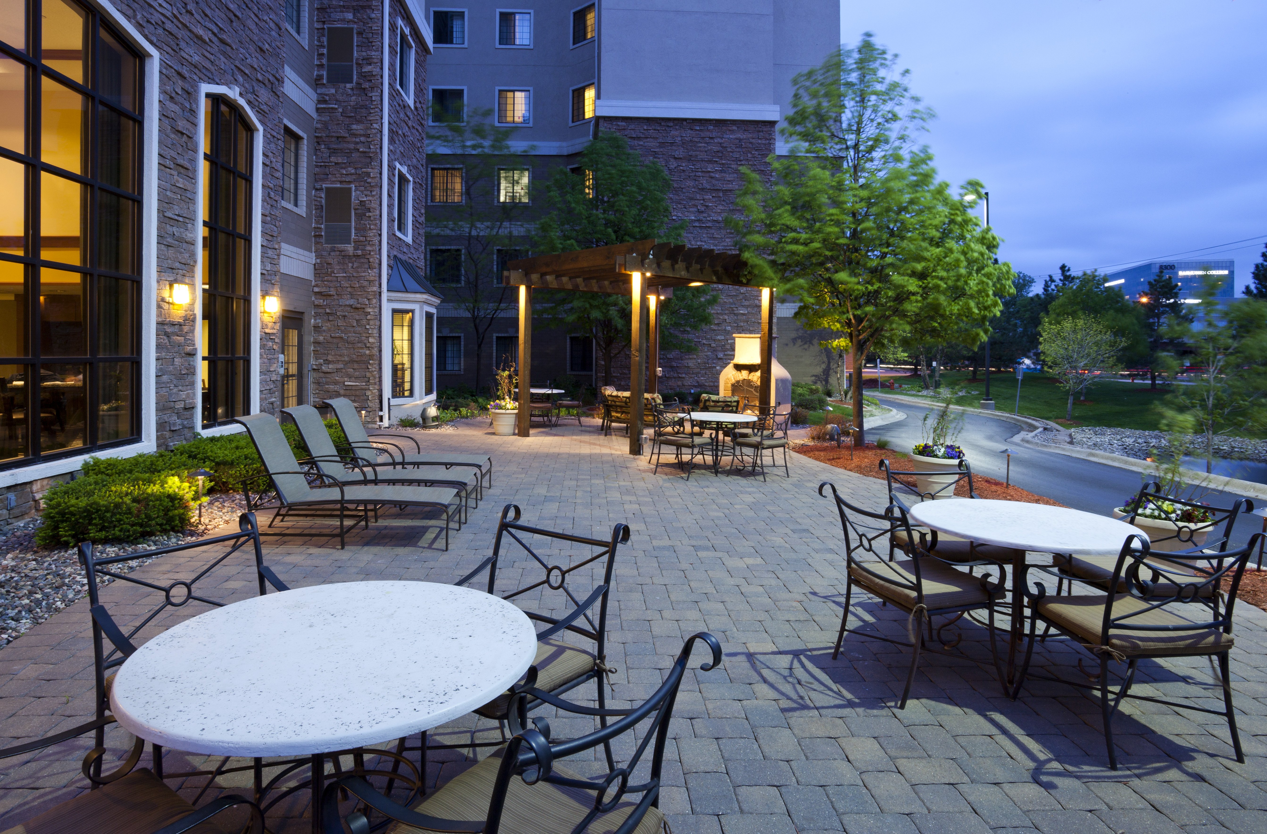 Staybridge Suites Minneapolis-Bloomington 55/79