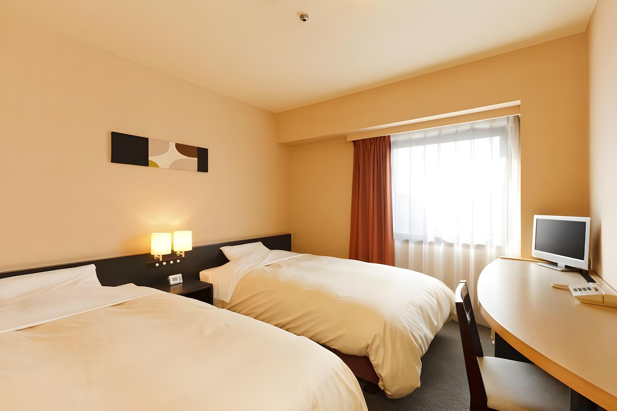 BASIC, TWIN BEDS