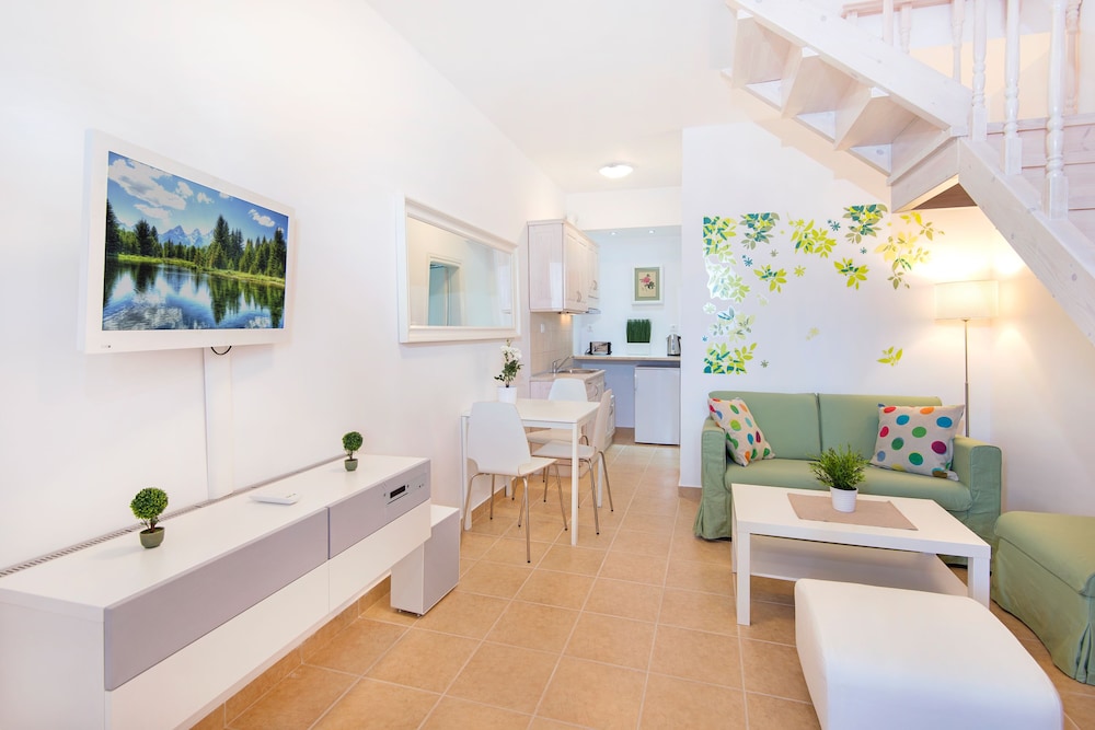 Lindos Harmony Suites 33/50