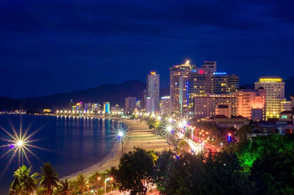 Gem Hotel Nha Trang 4/100