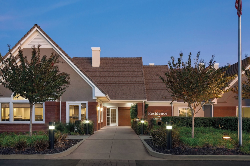 Residence Inn Sacramento Folsom 1/25