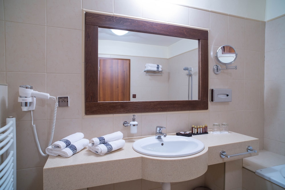 Hotel Montfort 28/30