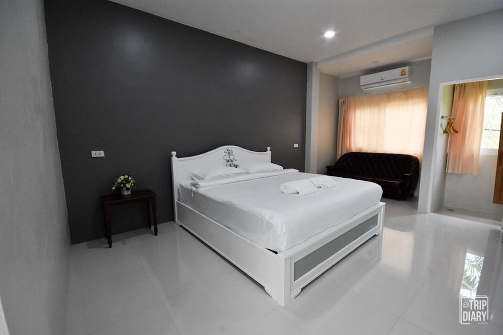 Phuket Nonnita Boutique Resort 27/69