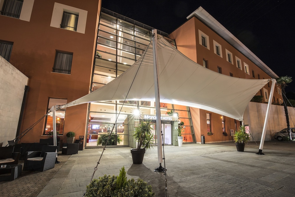 Mercure Genova San Biagio 66/72