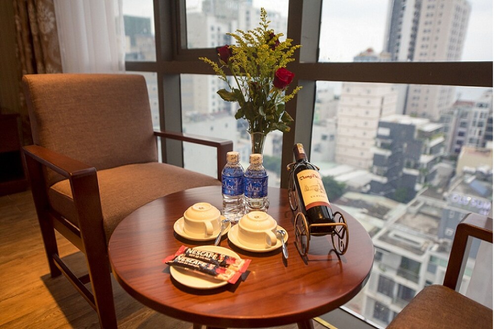 Crystal Hotel 25/31