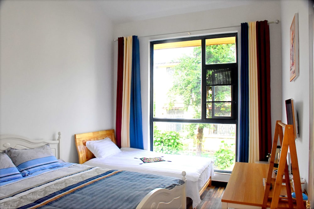 1 Bedroom, Family, House, 1 King and 1 Single Beds