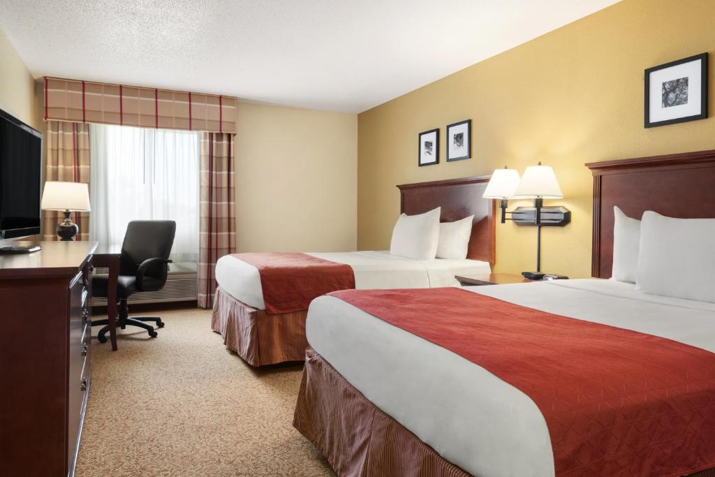 Country Inn Suites By Radisson Cedar Rapids Airport Ia 16/42