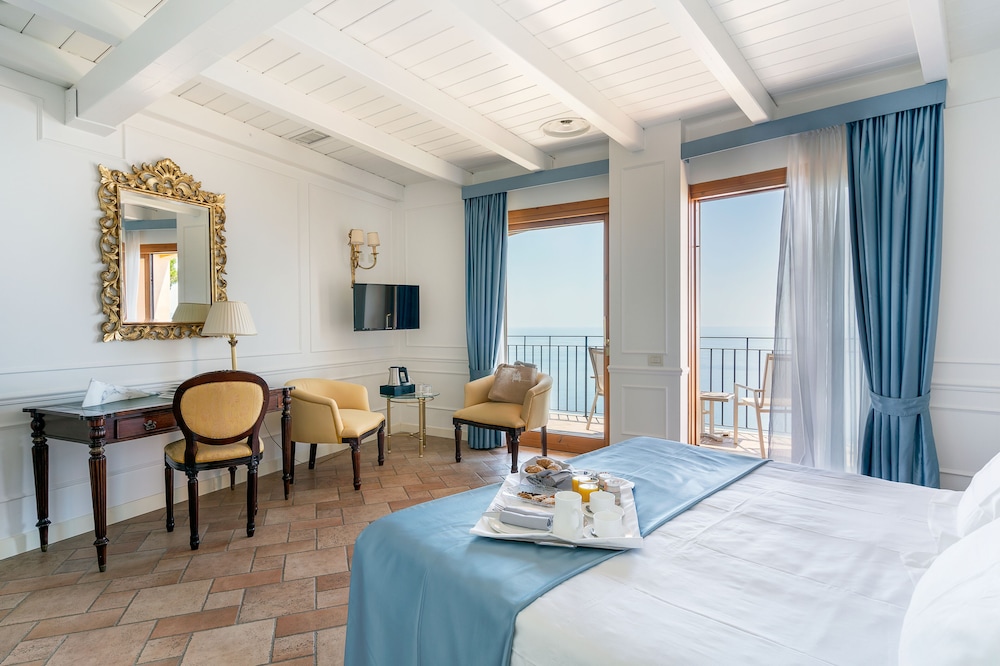Golfo Dei Poeti Relais Spa 28/83