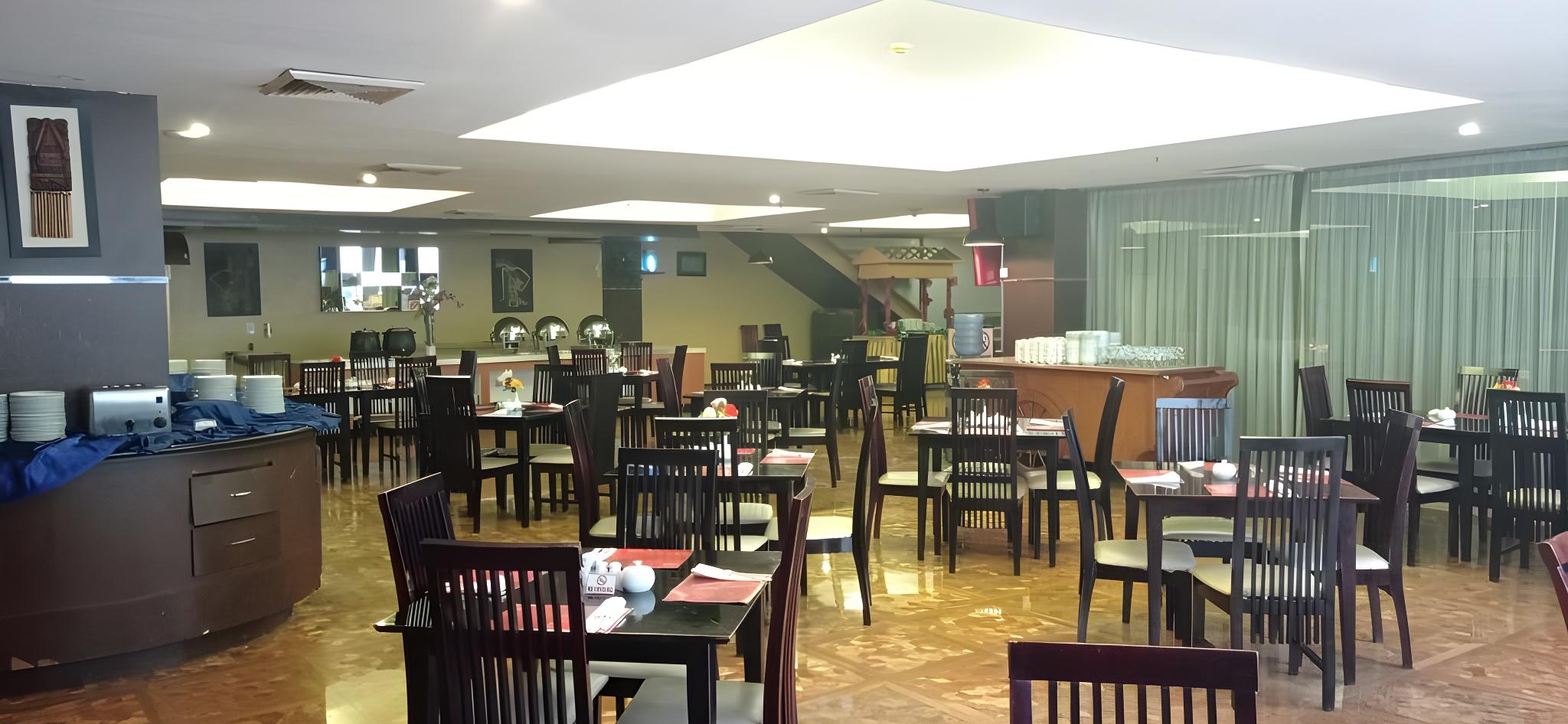 Hotel Grand Antares 37/50