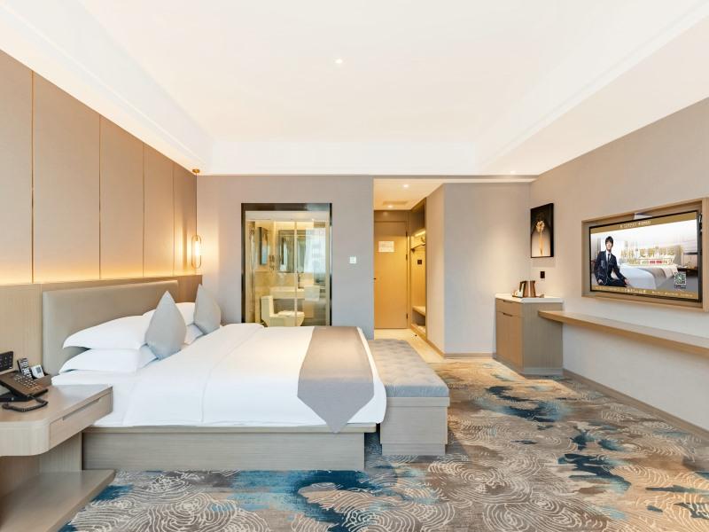 GreenTree Eastern Chizhou Changjiang Middle Road RT-Mart Hotel 11/45