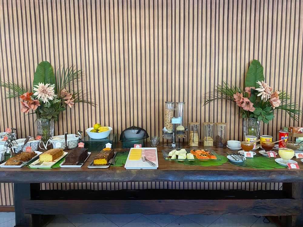 Casa Encantada Hotel & Suites 45/59