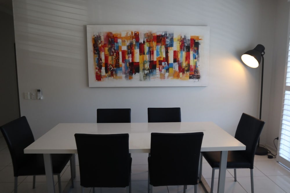 Coolum Beach Resort 46/58