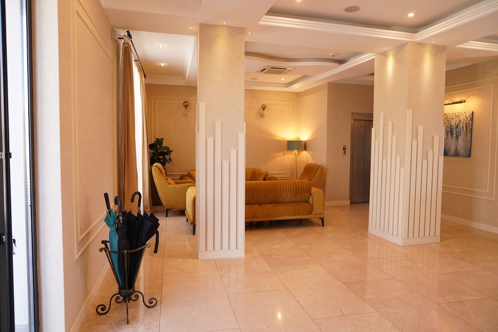 Marionn Hotel 87/118