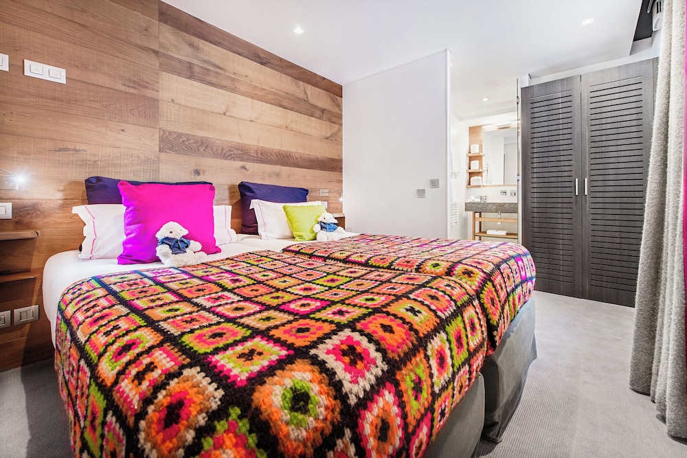 Cozy, 3 Bedrooms, Home, 6 Beds