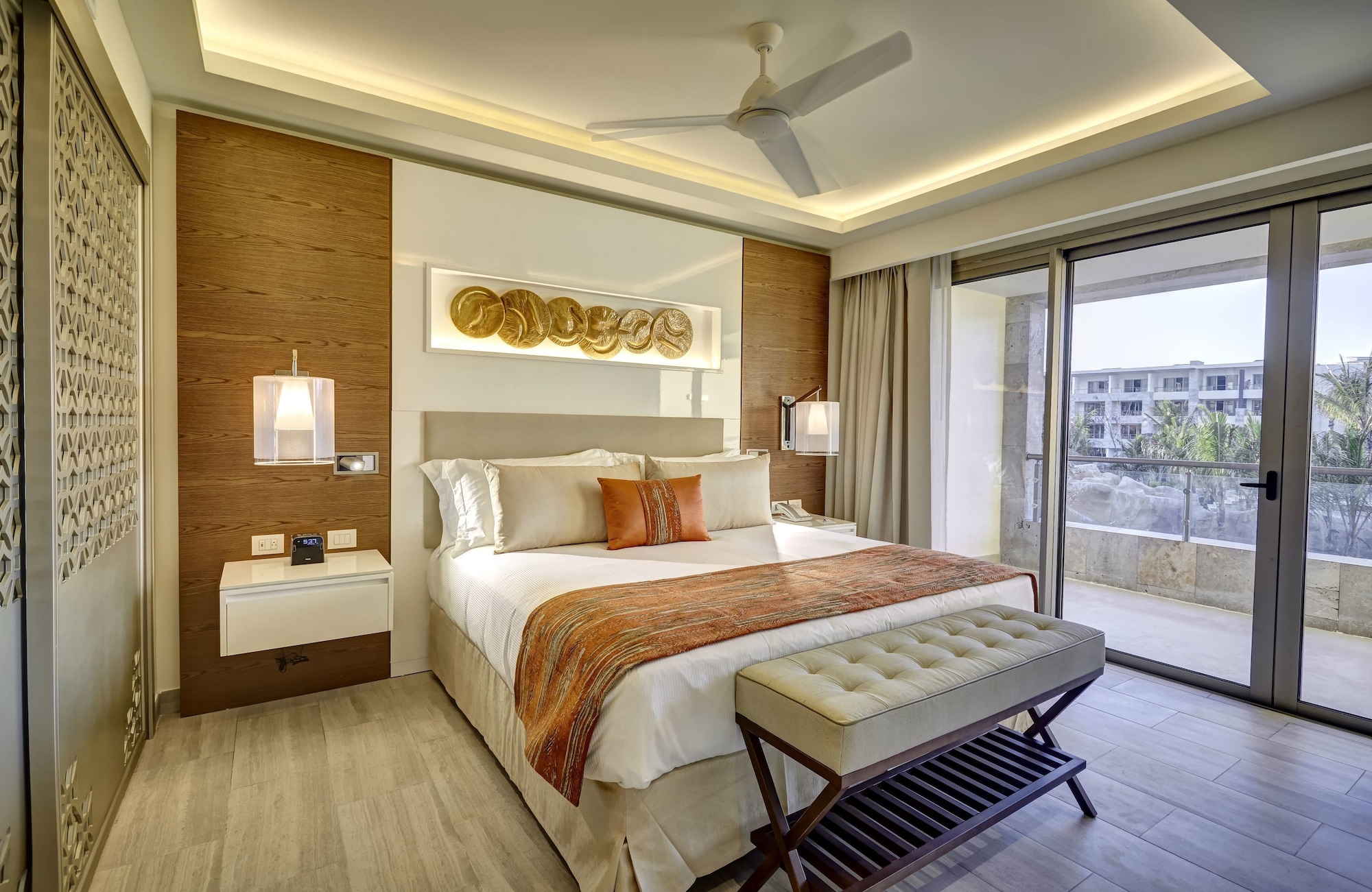 جناح جونيور فاخر، Royalton Bavaro, An Autograph Collection All Inclusive Resort and Casino 2/3