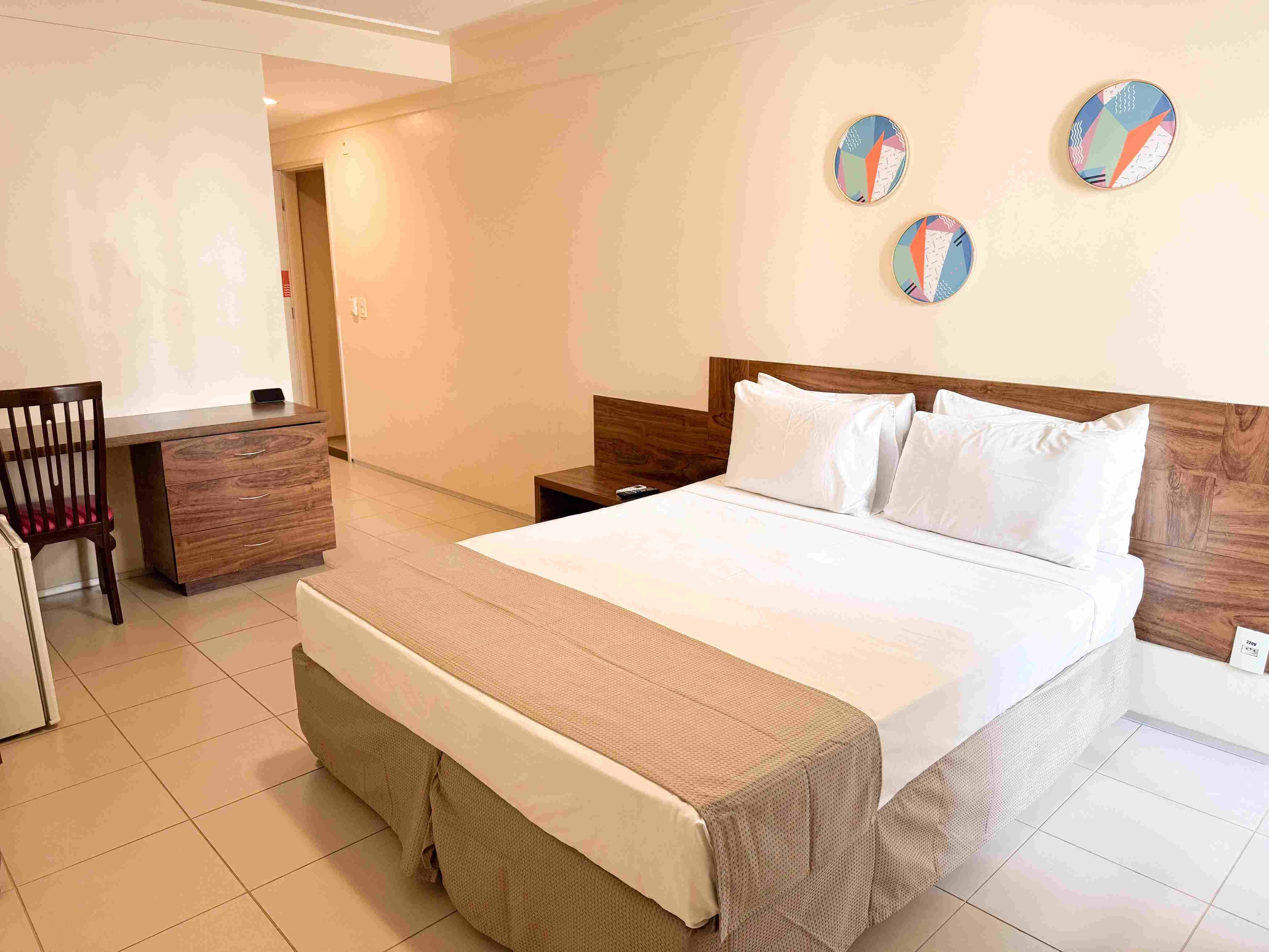 غرفة قياسية بسرير مزدوج، D8 Hotel Express 1/10