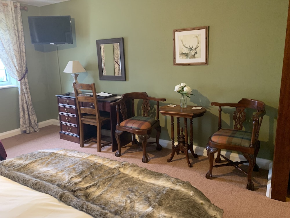 Pilgrim Hotel 28/50