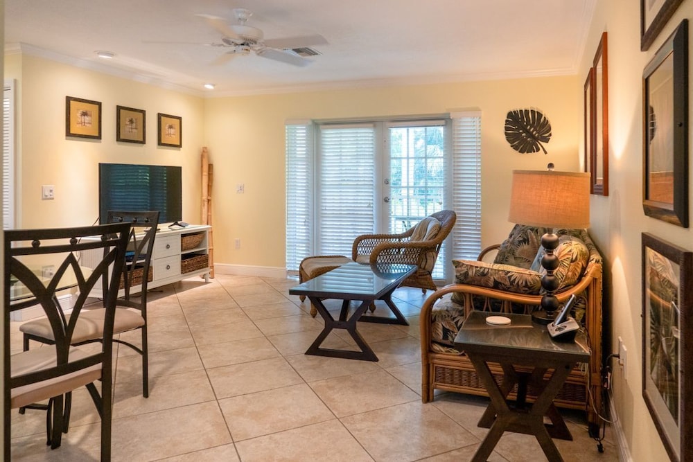 Siesta Key Inn 29/50