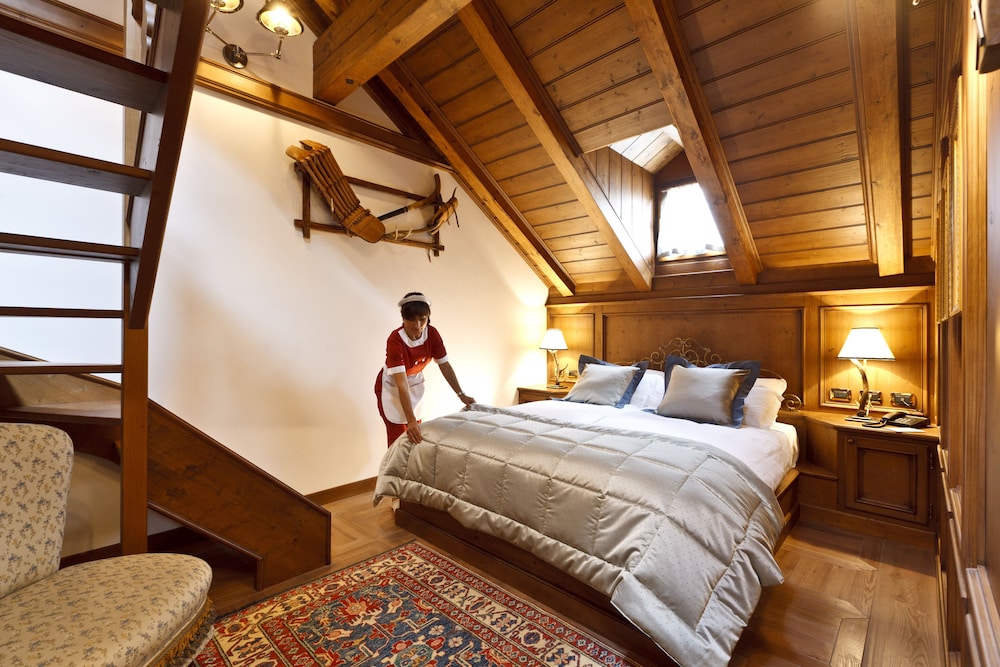 ROOF, COMFORT, LUXURY