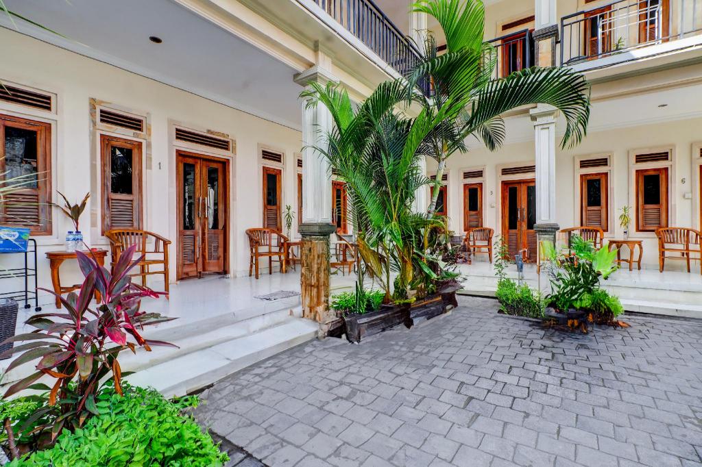 Hotel O Bali near Beachwalk Shopping Center formerly Budget Door Legian Inn 59/63