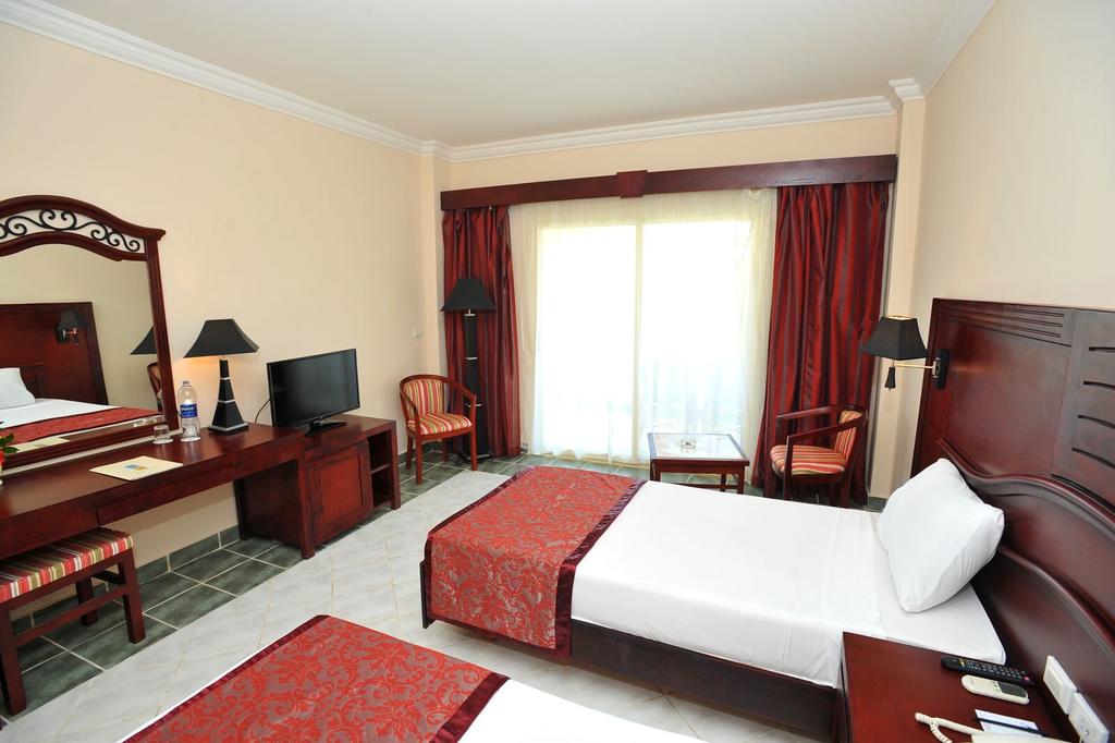 Brayka Bay Marsa Alam Resort 4/26