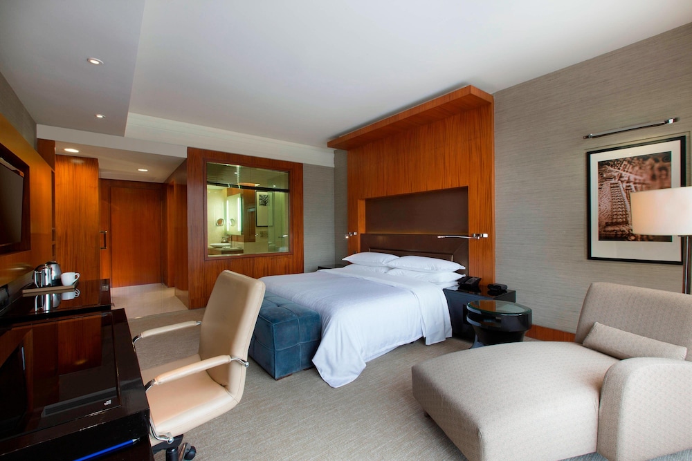 Sheraton Grand Bangalore Hotel At Brigade Gateway 18/67