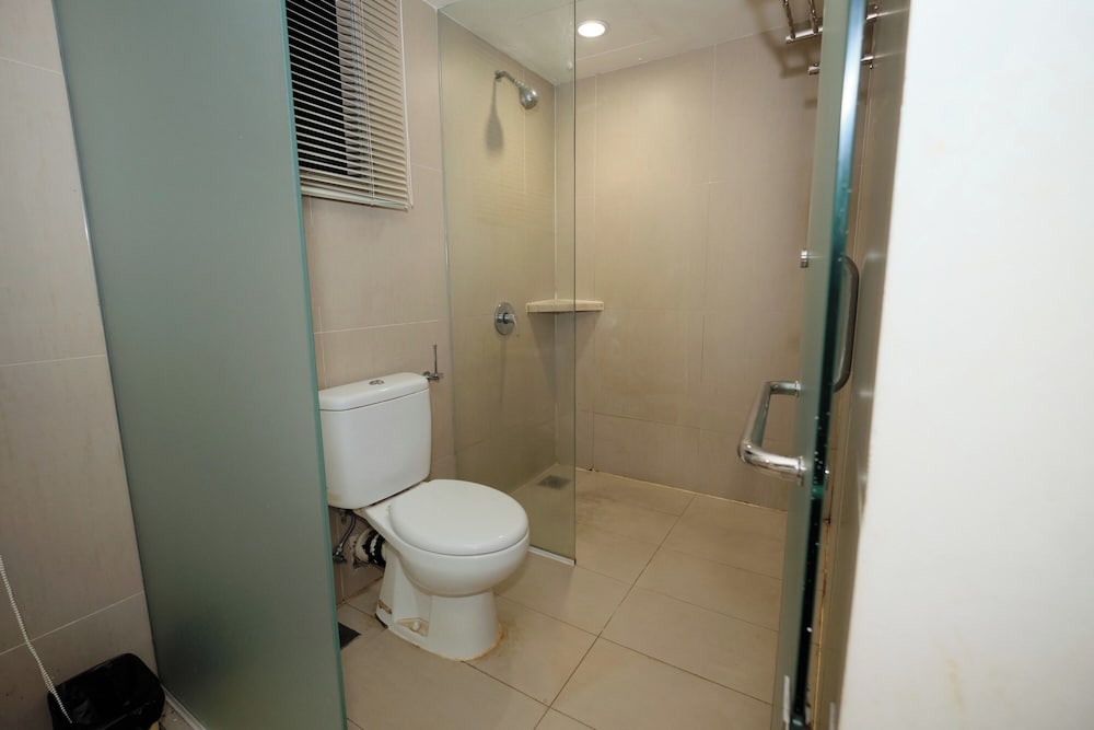 Memoire Hornbill Hotel 34/37