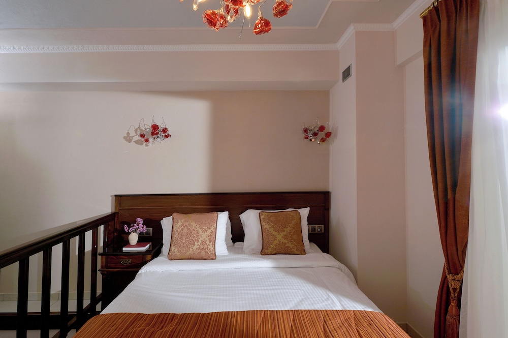 Ilia Mare Hotel 8/48