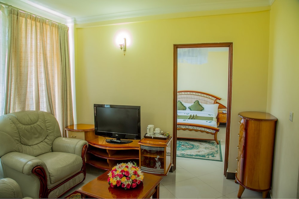 Arusha Corridor Spring Hotel 10/18