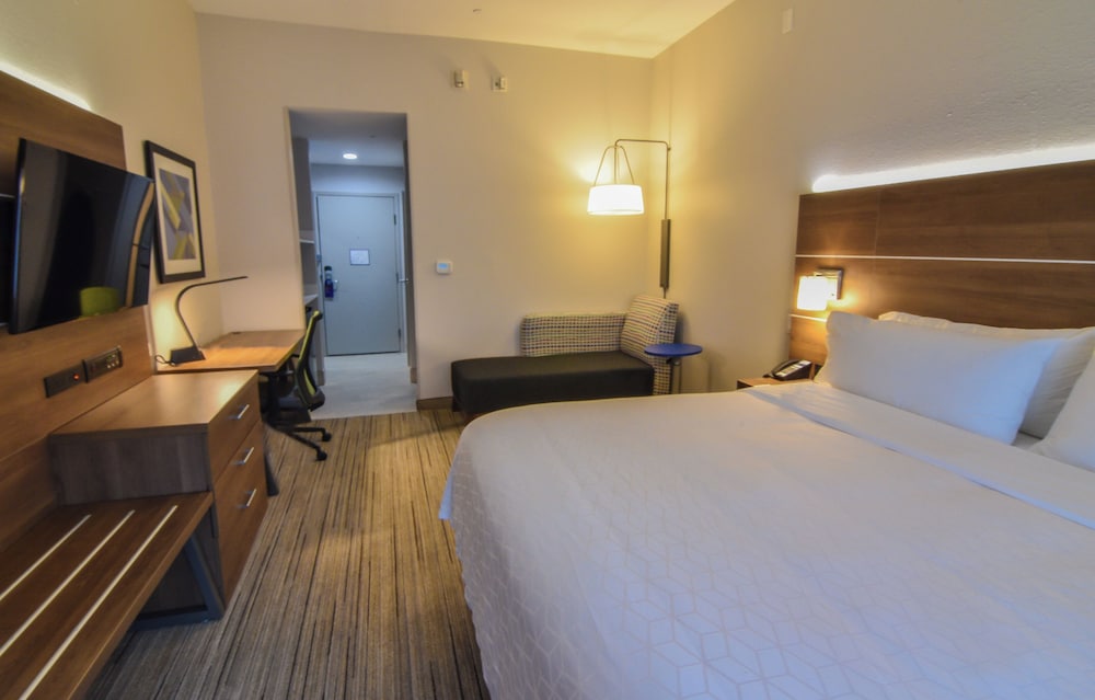 Standard, King Bed